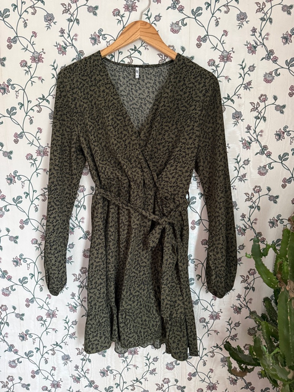 JDY ASOS Olive Green Floral Wrap Ruffe Dress | Women’s Small | V Neck